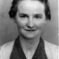 Geue, Gladys