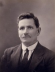India, Sid Maynard