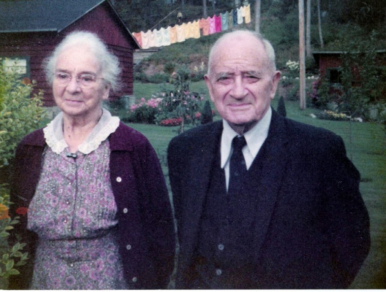 Jamieson, Willie & Elisabeth.jpg