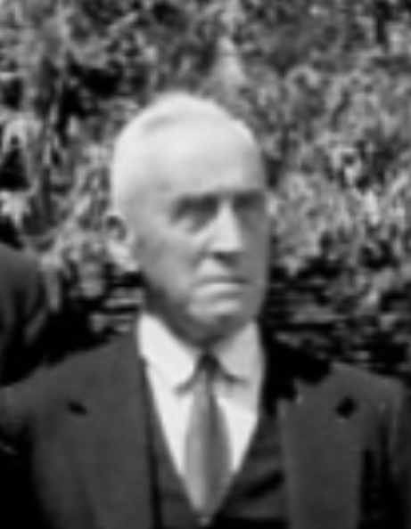 Robert Rob Darling was born Sept 4, 1883, in Gorebridge, Midlothian, Scotland and died in 1970.
Robert Darling entered the work in 1905.
He is buried in the British cemetery in Buenos Aires, Argentina along
with Jack Jackson and two other Workers who are buried in the same tomb.
Photo taken in 1913. Darling Robert 2 x4.png