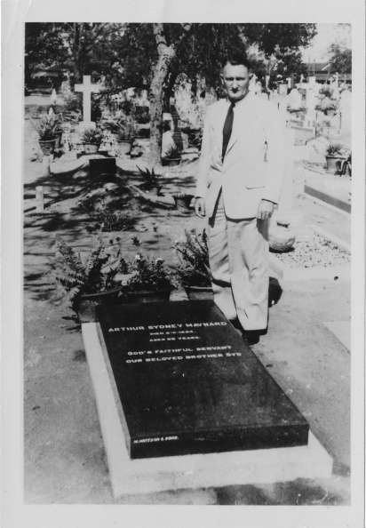 Maynard, Sydney Grave _.jpg
