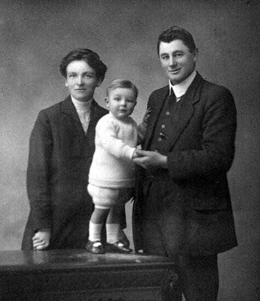 Mary Anne) Smith was from Bridge House, Rathdrum, Co. Wicklow, Ireland
She worked for Ed Cooney's father in Enniskillen. She professed in 1902.
She was one of 8 workers who pioneered Australia in Sept 1905 and labored in Tasmania, Australia and New Zealand.
She married Wilfred Charles Heyes in 1914 from Tasmania, Australia. Had 2 sons. Smith, Annie w husband and child x4.jpg