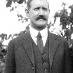 Sam Jones