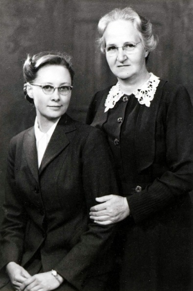 Cloete, Gina & Esther Loots.JPG