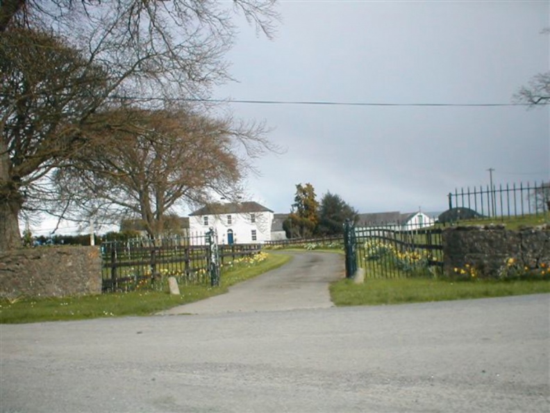 In 1895, Garrett Gill (Sr.) bought a house and farm at Dalystown, Castlerickard, located approximately 6 miles from Rathmolyon.
Willie, Emma and Jennie left their home at Dalystown to go into the work.
Photos taken in August, 2004
Dalystown, Rathmolyon, Co. Meath, Ireland Big.jpg