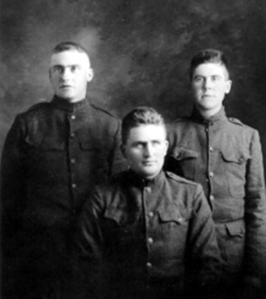 EDWIN (EDDIE) SCHAER. (on far right)
Edwin Schaer was born in Switzerland but emigrated to USA
at an early age. He professed in 1909 in Willie Jamieson
and Jim Martin's mission at Mountaindale, Oregon.
Sometime in the 1920o's, after WWI ended, the first
four workers pioneered the work in Switzerland.
They were Edwin Schaer from America; Katie Hay from Canada;
and George and Lottie Wix (brother and sister) from New Zealand.
He was the Overseer of Switzerland until he passed away in the 1960’s.
Schaer, Eddie Big copy Big.jpg