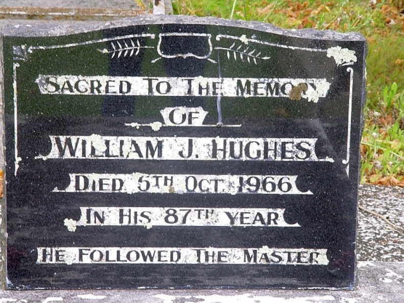 *Head Worker- Wm Hughes grave  _.jpg