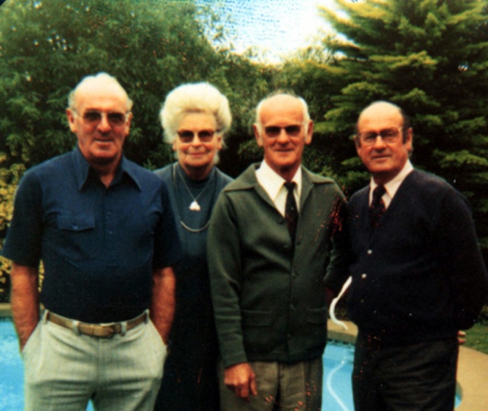 Arthur, Bob, Violet & Bill Cooney, probably around 1935 were children of Fred Cooney
Fred Cooney was the brother of Ed Cooney
Cooney, Fred-Children 3 x4.jpg