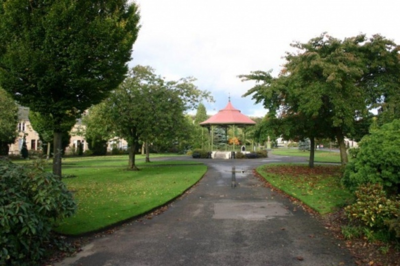 Bandstand in Kilsyth Town Centre   x4.jpg